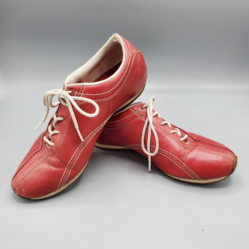 Timberland red and white leather sneaker size 6M